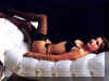 laetitia casta 05.jpg (66605 octets)